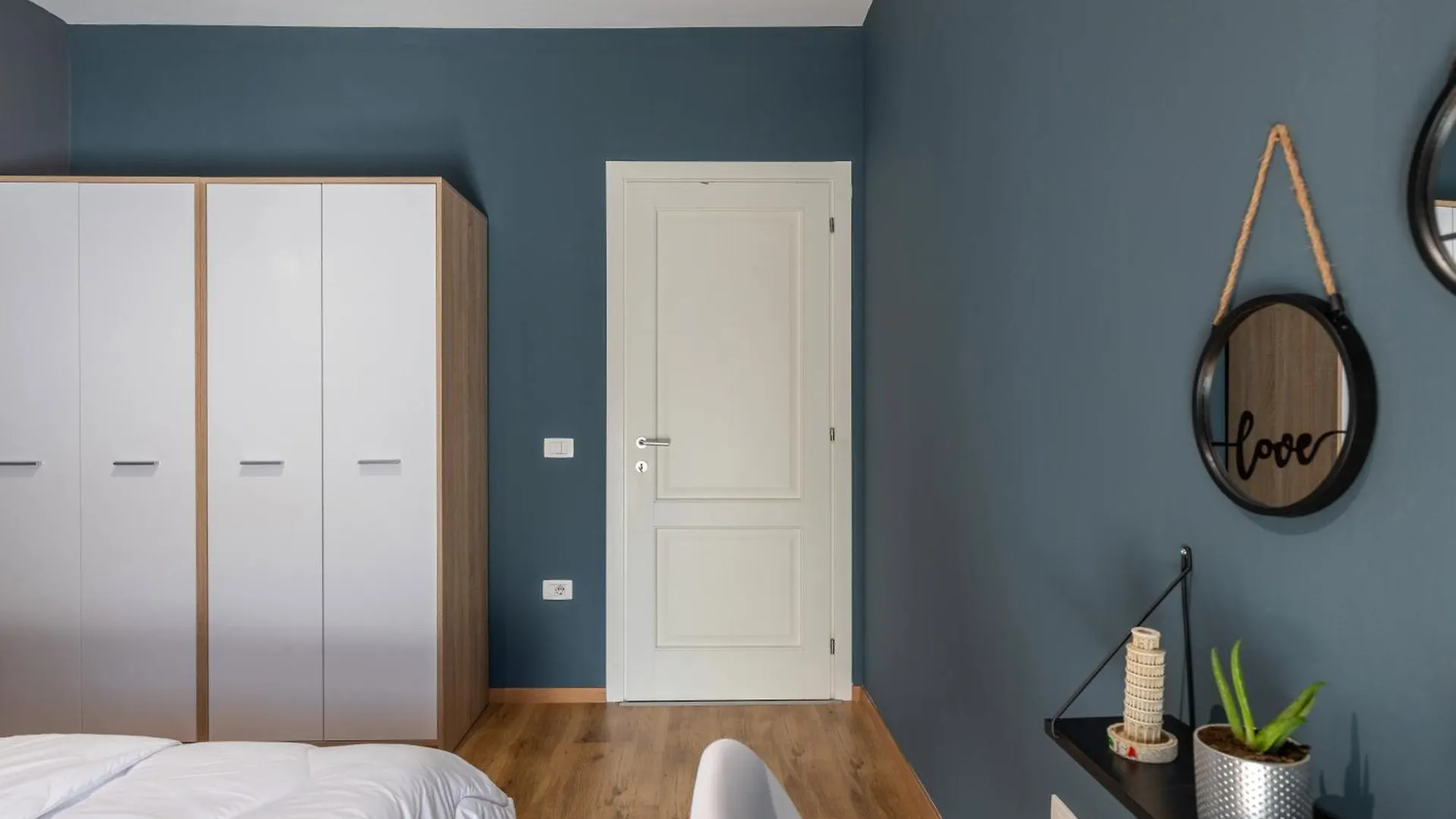 Lux Condo Apartment At Delijorgji Tirana
